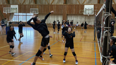 女子バレー (2)