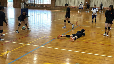 女子バレー (6)