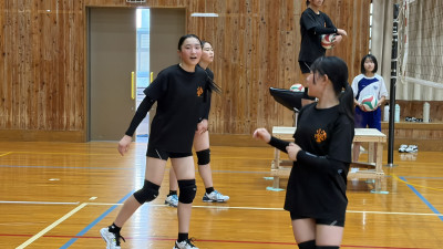 女子バレー (26)
