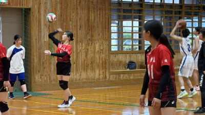 女子バレー (35)