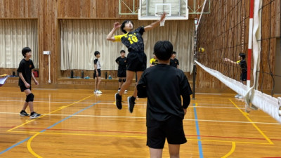 男子バレー (4)