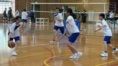 女子バスケ (2)