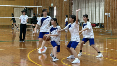 女子バスケ (9)