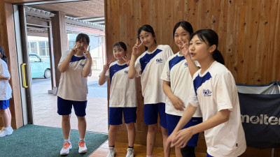 女子バスケ (1)
