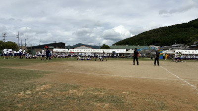 ③ (17)