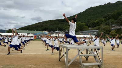 ③ (45)