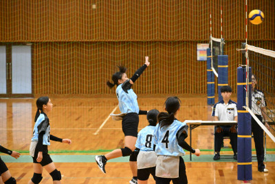 女子 (6)