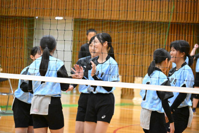 女子 (26)