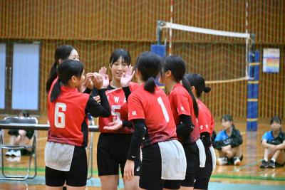 女子 (34)